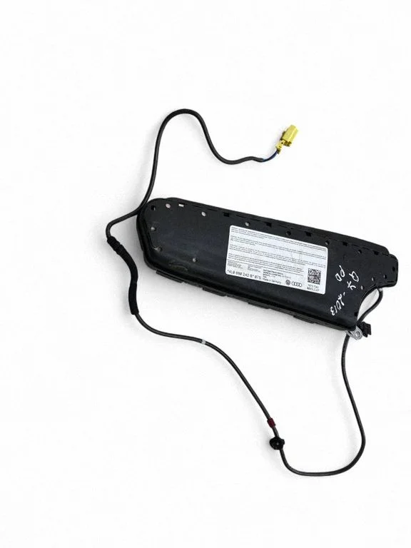 Istme turvapadi 4L0880242B