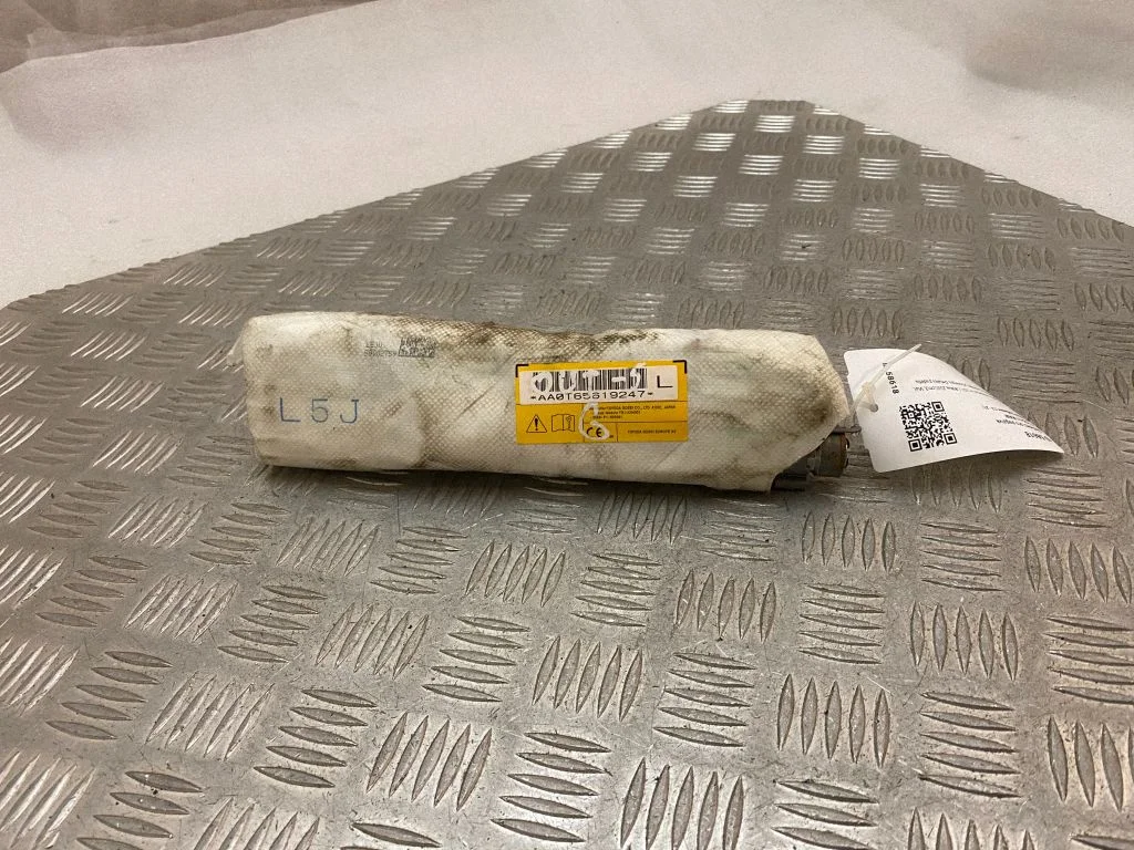 Seat airbag TG11C04001