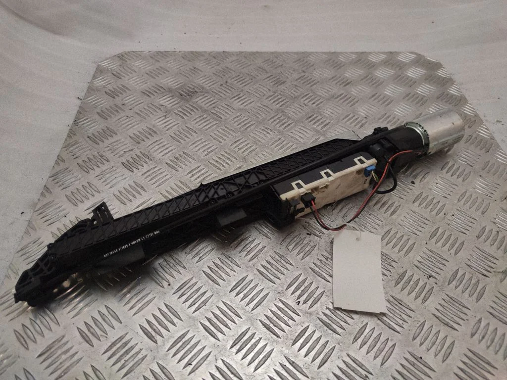 Cita bagāžnieka apdares detaļa A2188202926