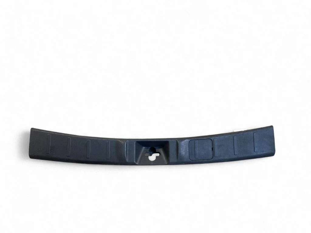 Trunk/boot sill cover protection 7240A135