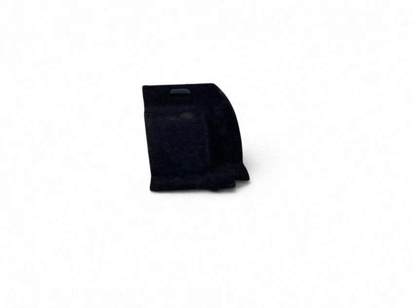 Trunk/boot side trim panel – rear right