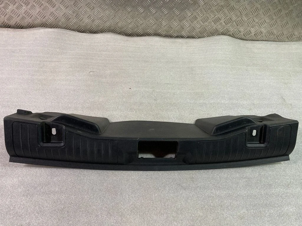 Trunk/boot sill cover protection LV4BS404C08AB