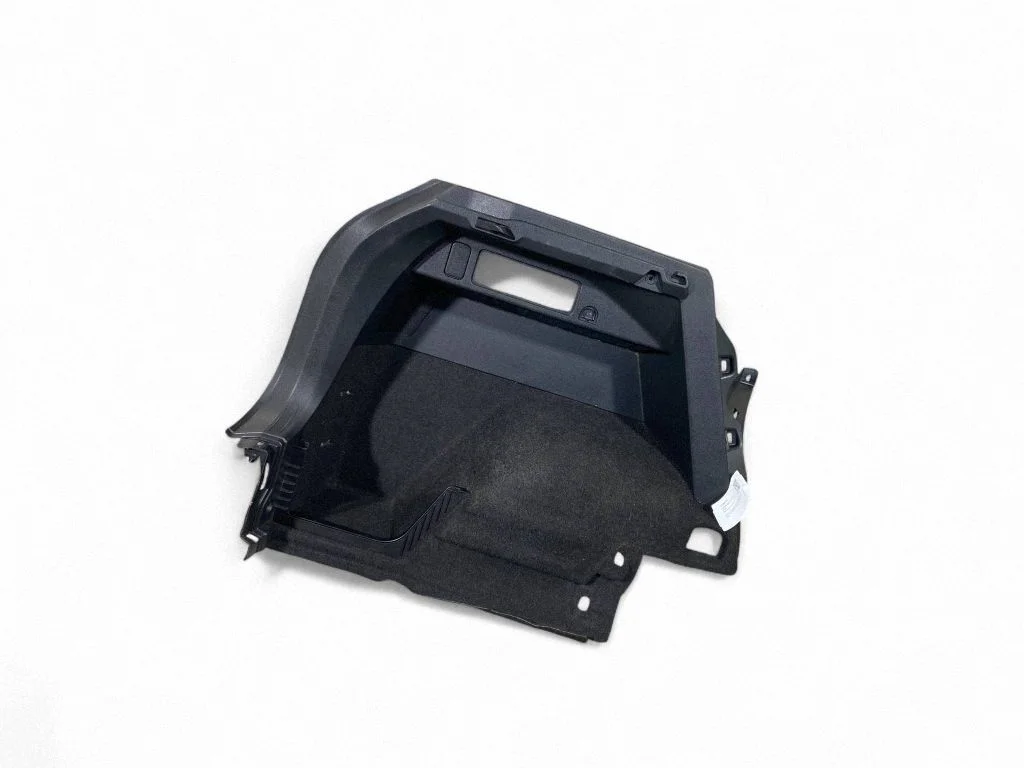 Trunk/boot side trim panel 5NA867427MF