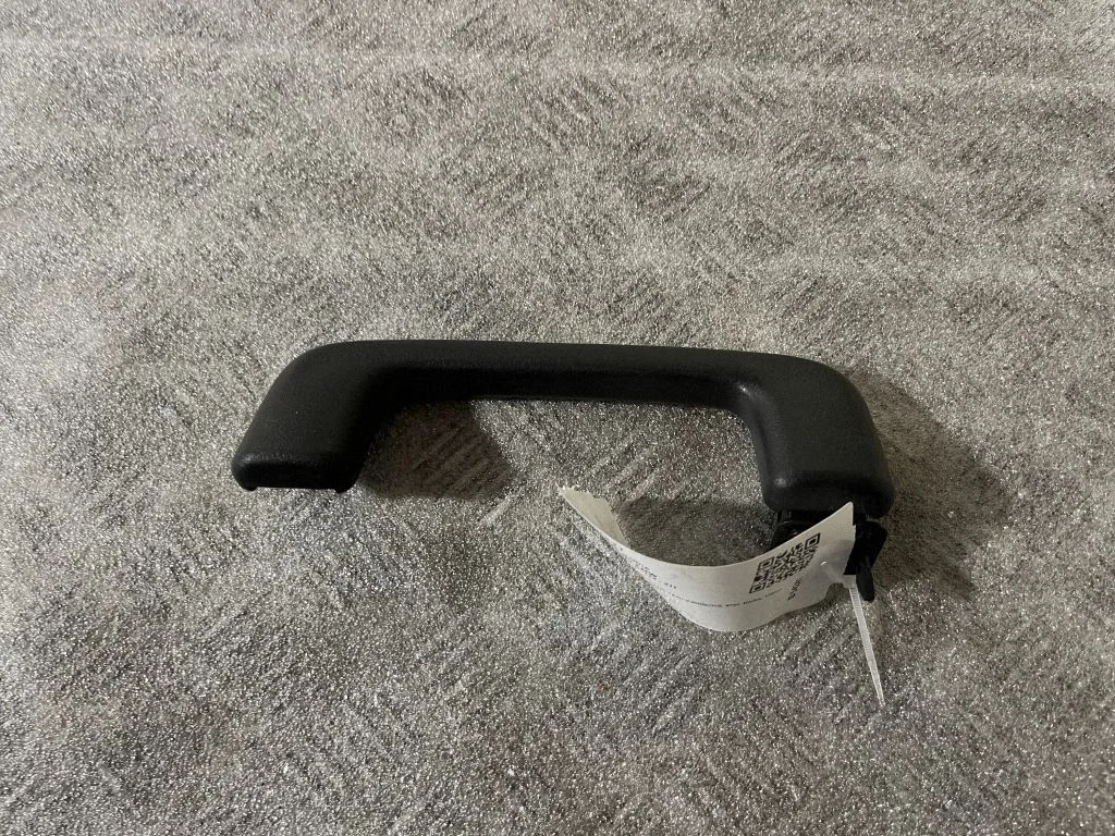 Rear interior roof grab handle