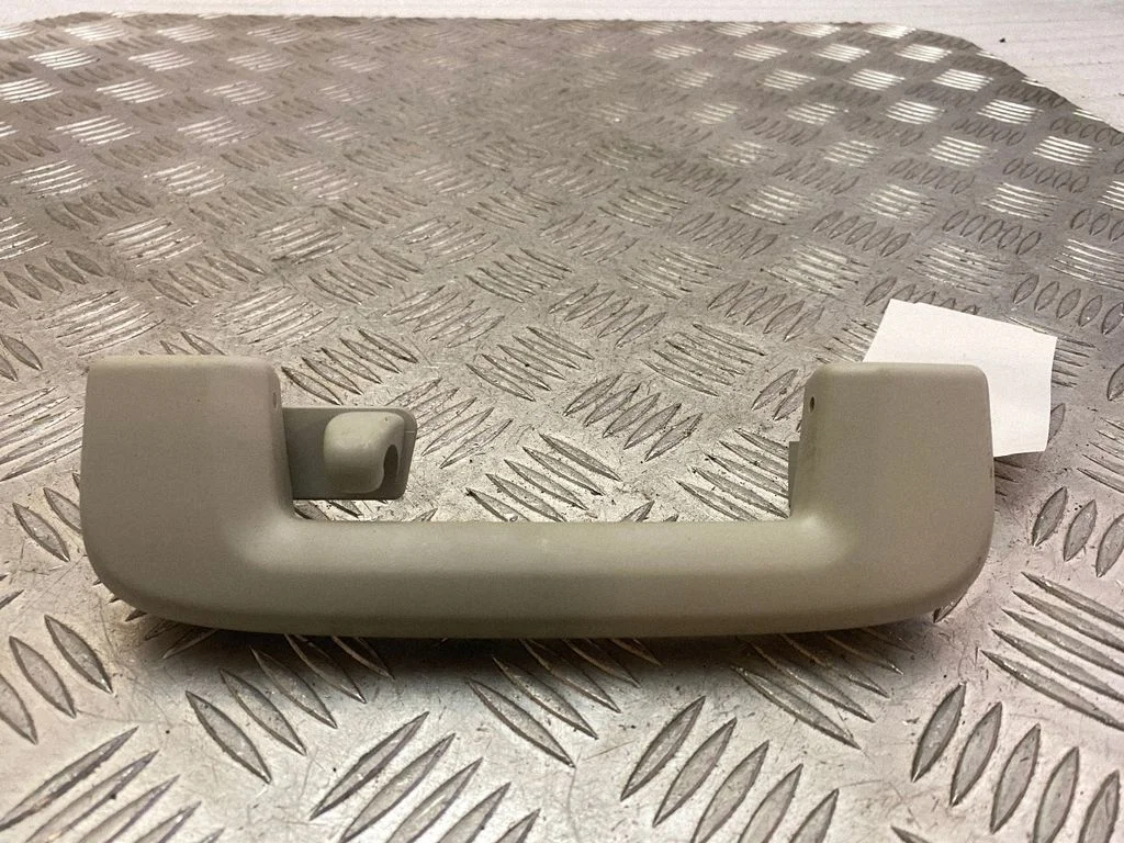Rear interior roof grab handle 39834465