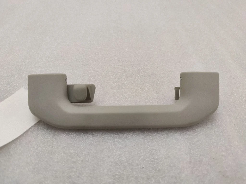Rear interior roof grab handle