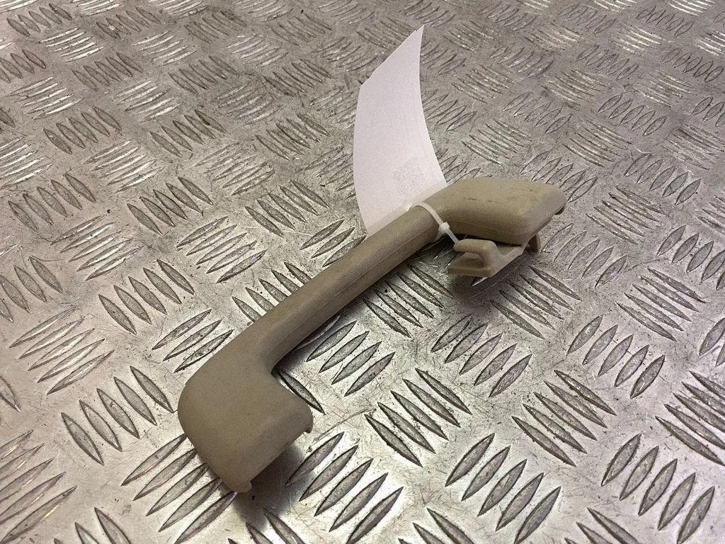 Rear interior roof grab handle