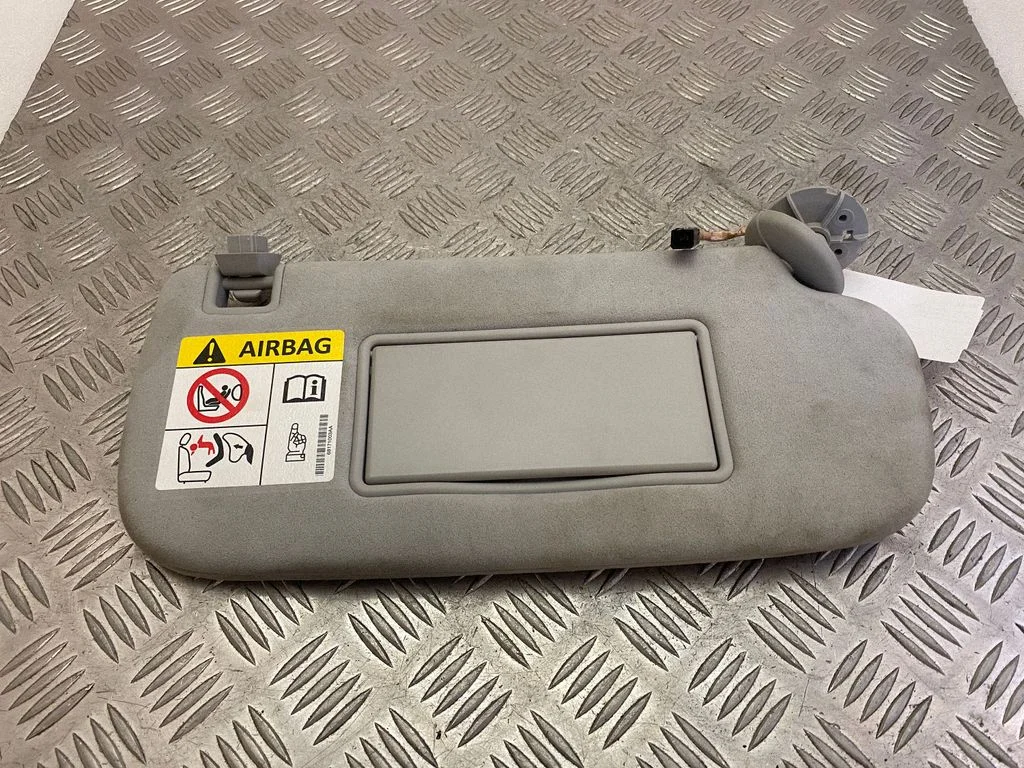 Sun visor 68171003AA