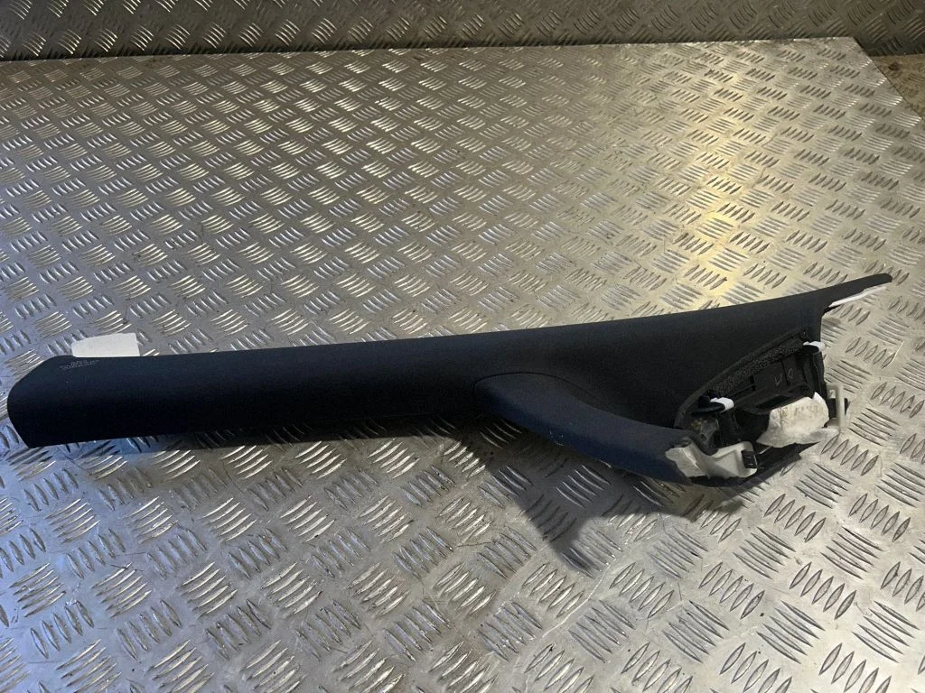 (A) pillar trim – Lexus RX III (2008-2015)