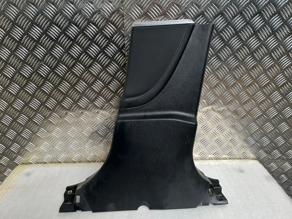 (A) pillar trim 105787668C