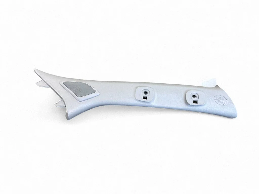 (A) pillar trim – Toyota Land Cruiser (J150) (2009-)