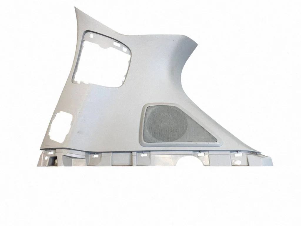 (D)pillar trim (top) – Toyota Land Cruiser (J150) (2009-)