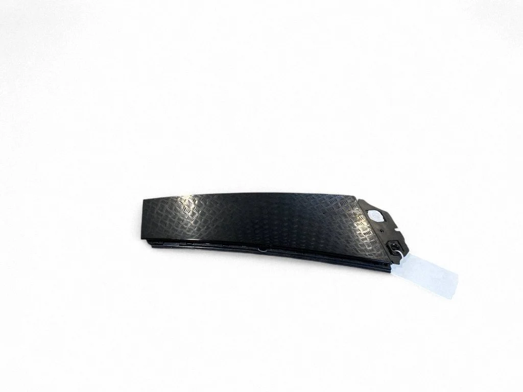 (B) pillar trim (top) 7483005