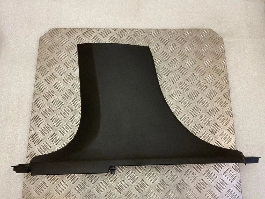 (B) pillar trim (top) – Volvo XC90 (2014-)
