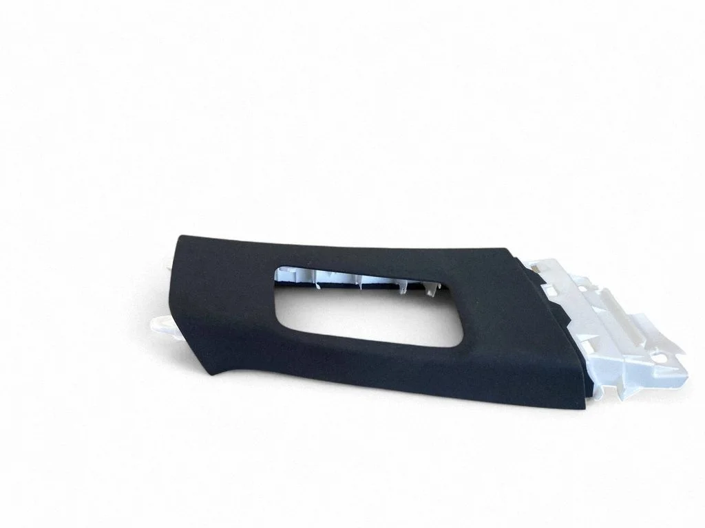 (B) pillar trim (top) 6241048150