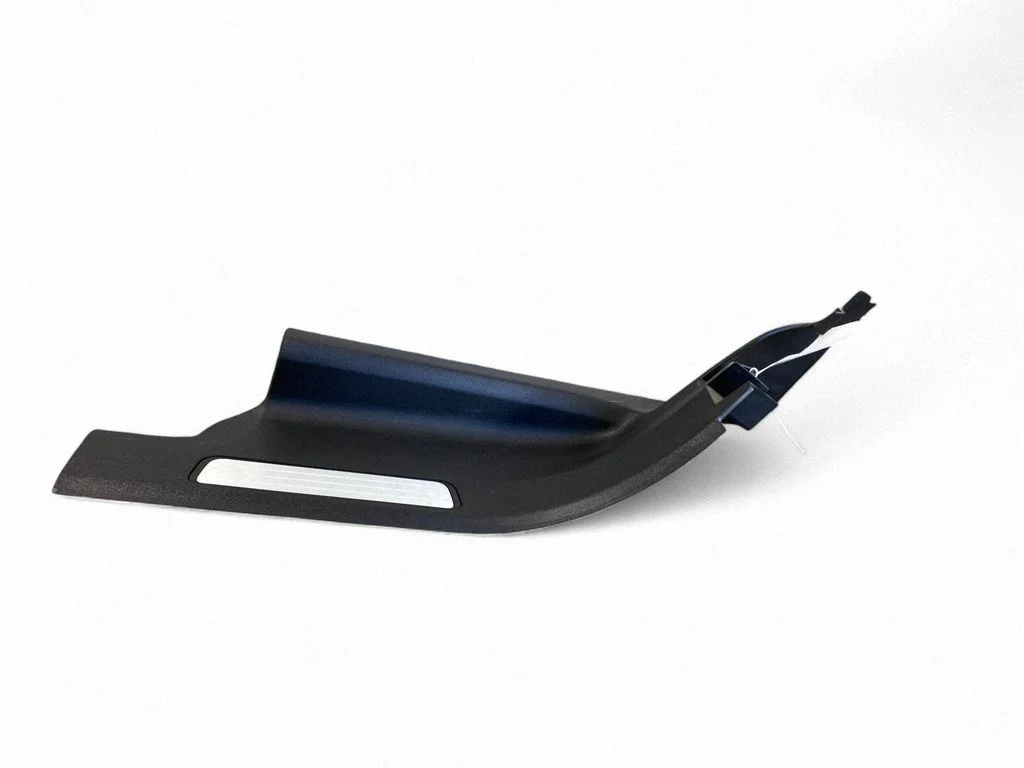 Rear sill trim cover 31363747