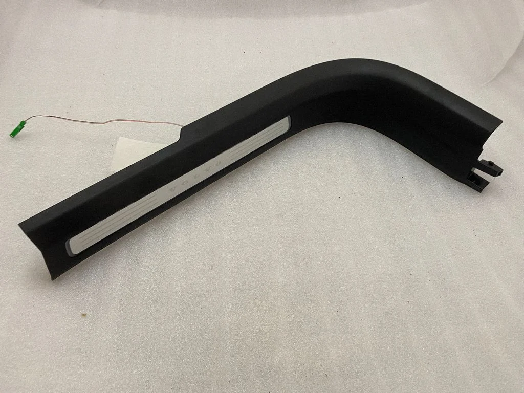 Rear sill trim cover 32244308