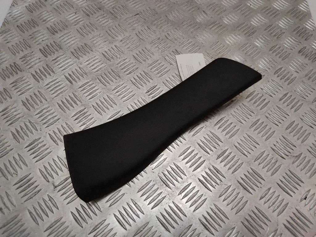 Listwa progowa tylna (wewnętrzna) – Jeep Grand Cherokee (2010-2021)