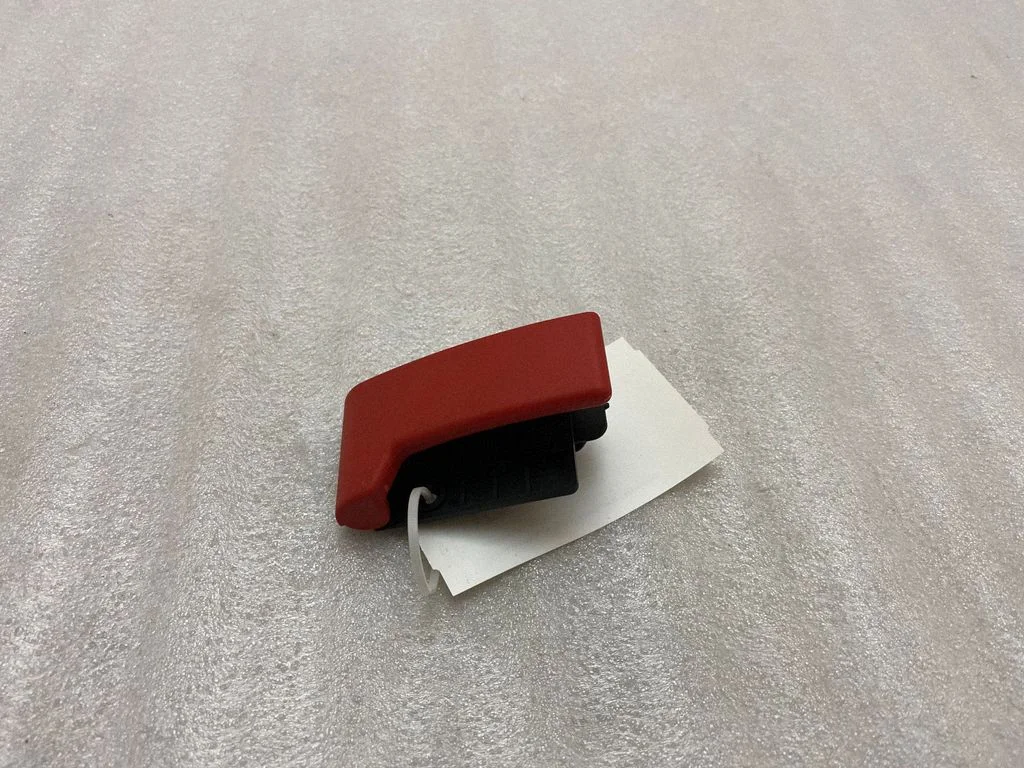 Engine bonnet (hood) release handle – Mercedes-Benz Vito Viano W447 (2014-)