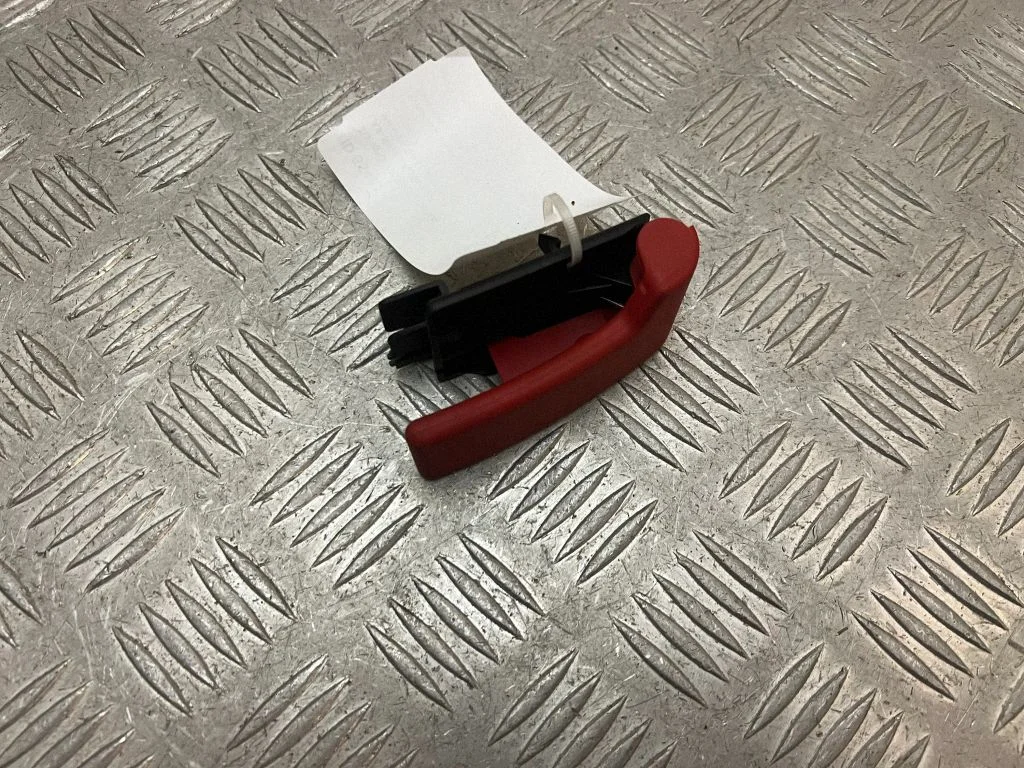 Engine bonnet (hood) release handle – Mercedes-Benz C-Class W205 (2014-2021)