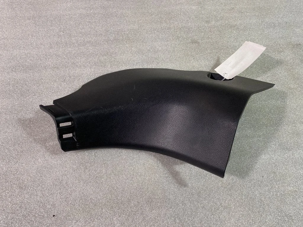Foot area side trim 6211142070
