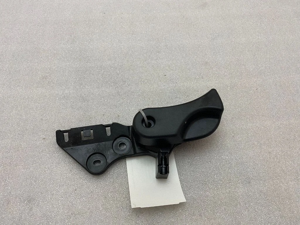 Engine bonnet (hood) release handle 7326518