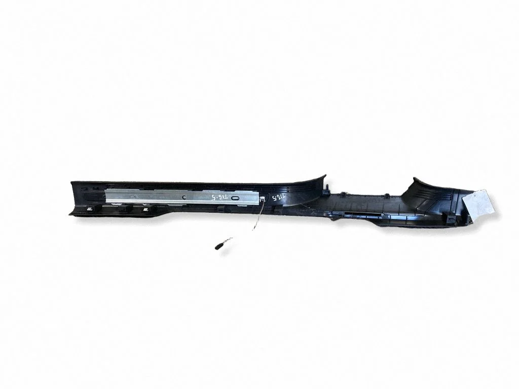 Front sill trim cover 5NA853369
