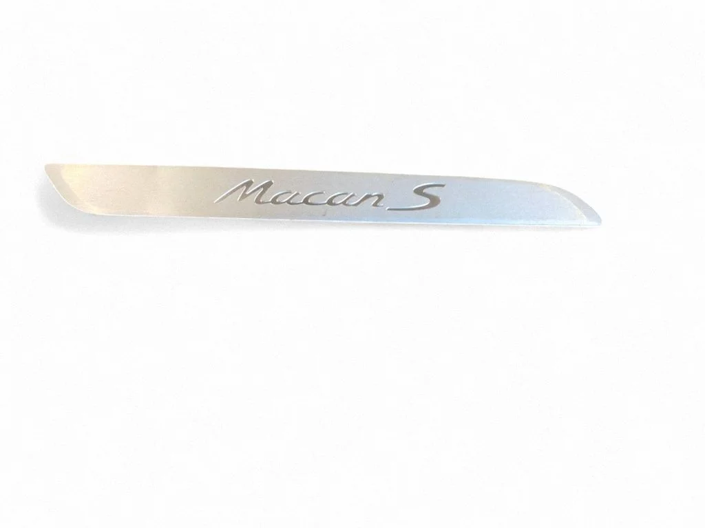Front sill trim cover – Porsche Macan (95B) (2019-)