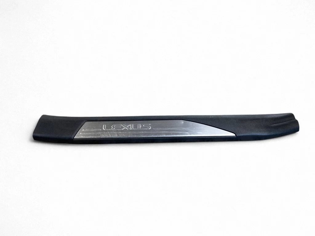 Front sill trim cover 6792078040