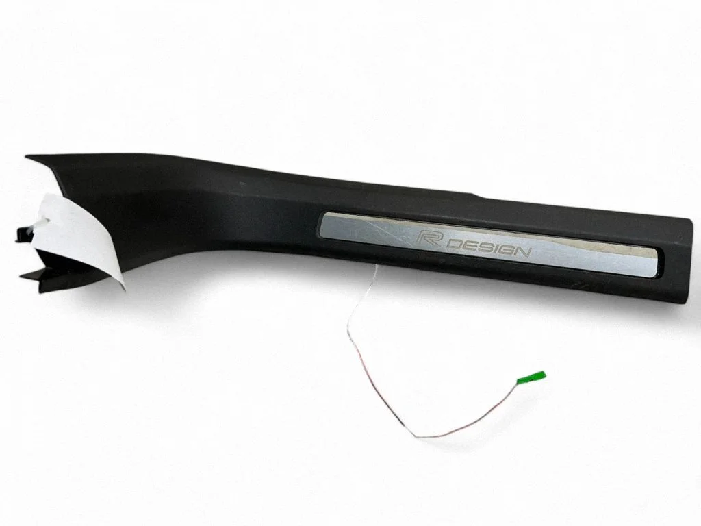 Front sill trim cover – Volvo XC90 (2014-)