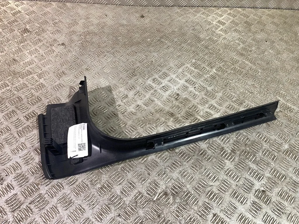 Front sill trim cover A2466800306