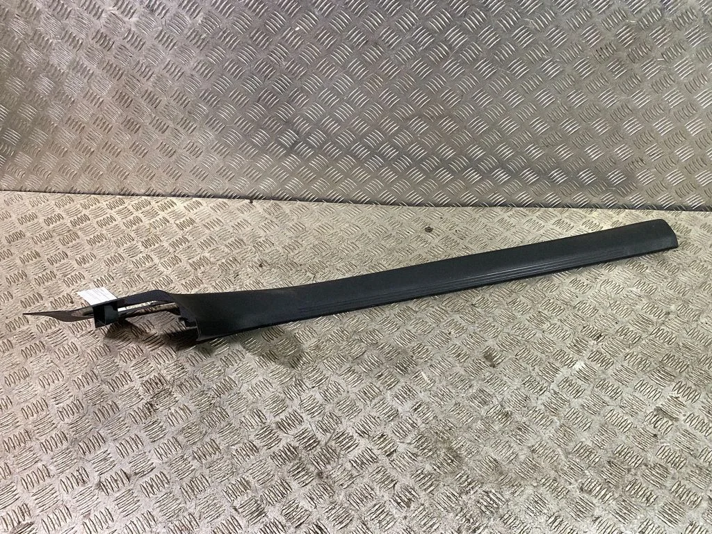 Front sill trim cover A2386805700