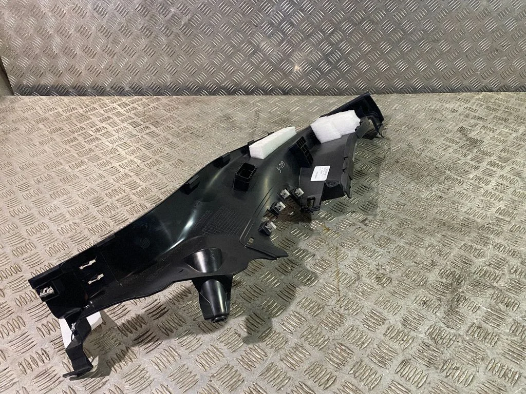 Rear seat side bottom trim A2536903501