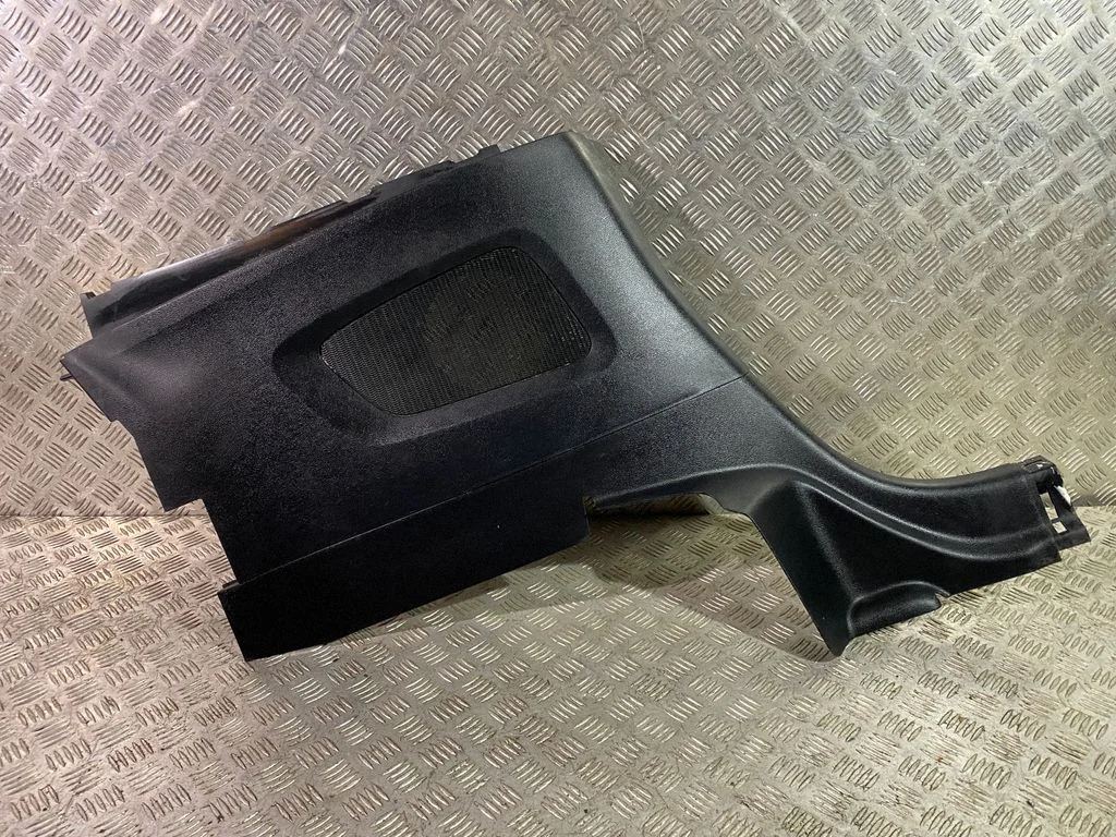 Rear seat side bottom trim FR3B7631113AG