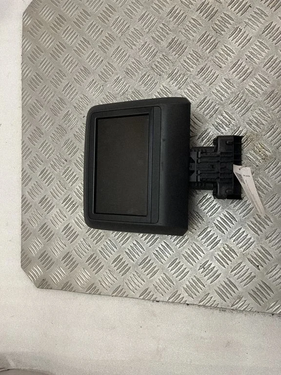 Screen/display/small screen – Mercedes-Benz GLS-Class X166 (2015-2019)