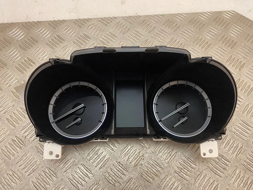 Speedometer (instrument cluster) – Toyota Land Cruiser (J150) (2009-)