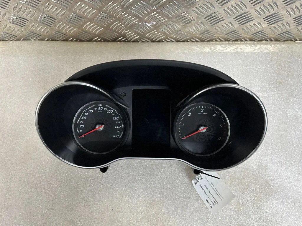 Spidometrs (instrumentu panelis) A2059007133