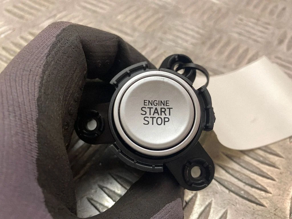 Mootori start-stopp-nupp – Hyundai Tucson TL (2015-)