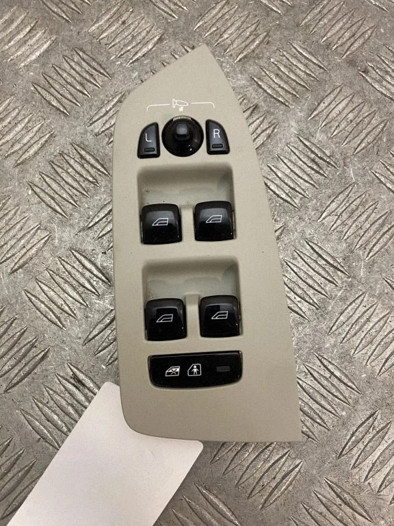 Elektrisko logu slēdzis 31433927