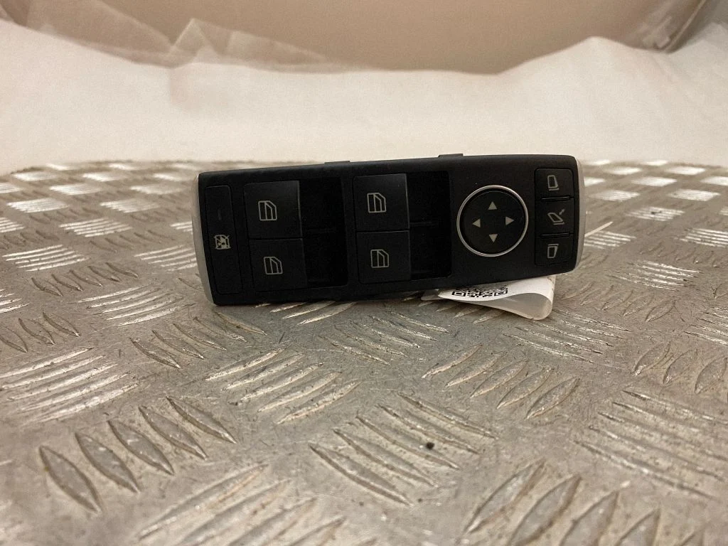 Elektrisko logu slēdzis A1669054400