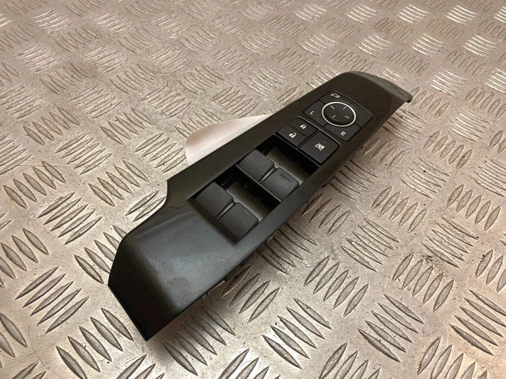 Electric window control switch 7423153160