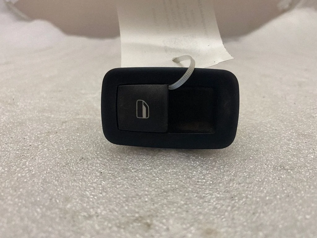Electric window control switch 68234086AB