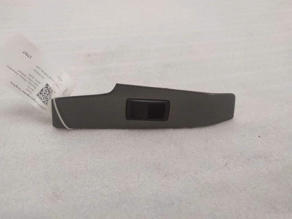 Elektrisko logu slēdzis 7427153100