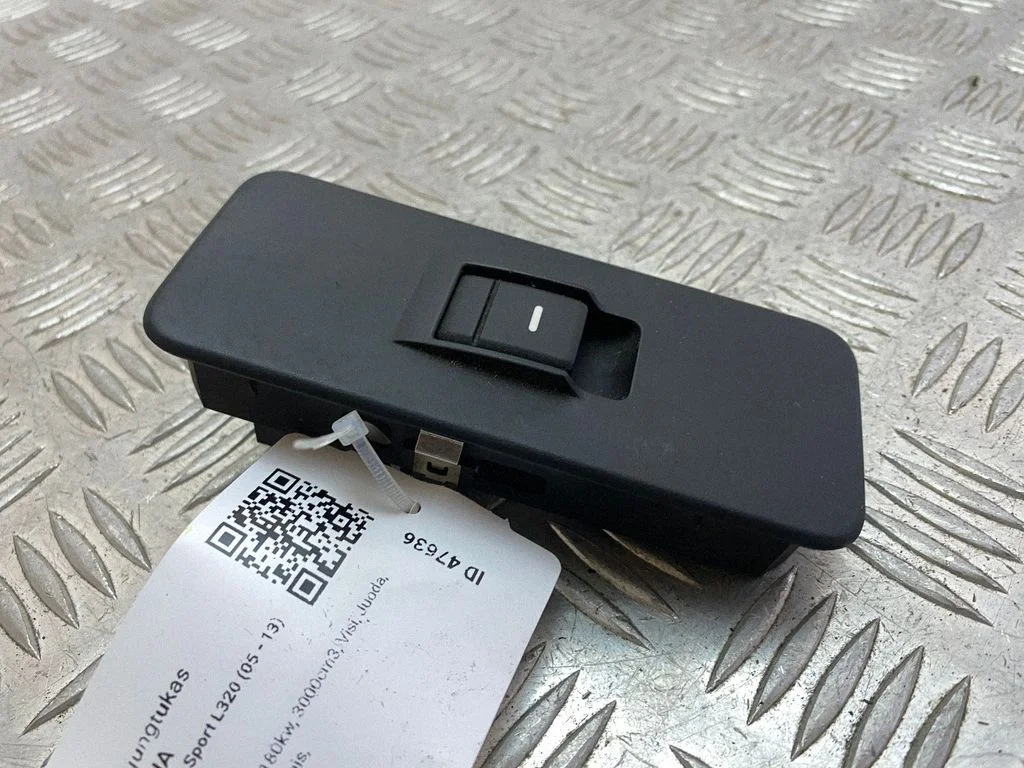 Elektrisko logu slēdzis YUD501070PVJ