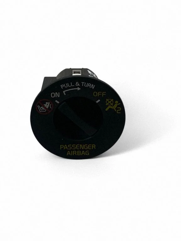 Passenger airbag on/off switch 8888767986