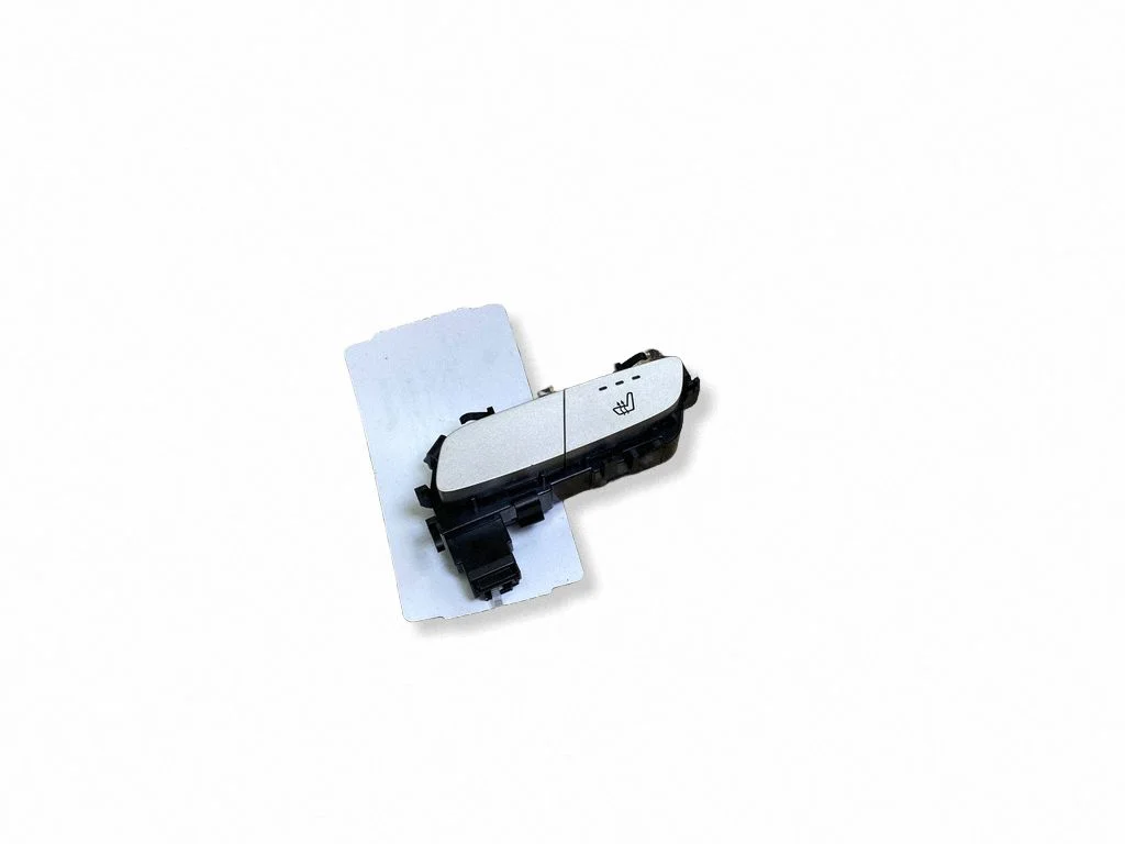 Seat heating switch – Mercedes-Benz GLC-Class C253 (2016-)