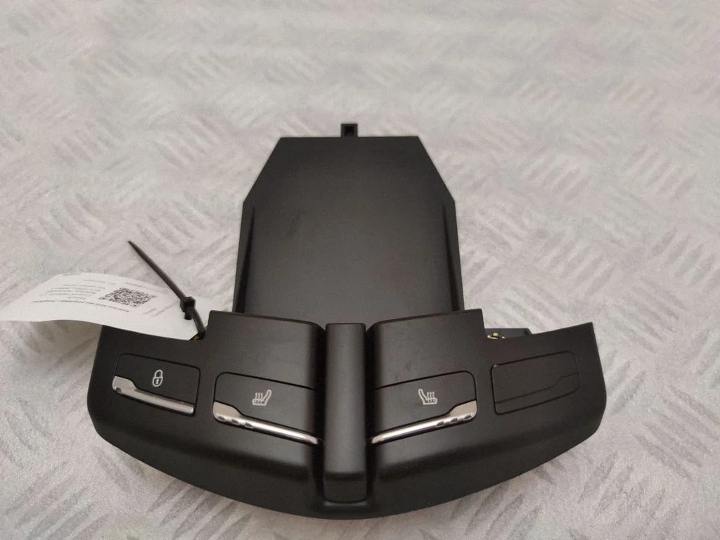 Seat heating switch 7P5927325AB