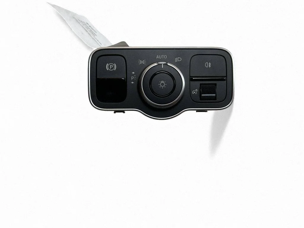 Gaismu slēdzis – Mercedes-Benz CLA klase C118 X118 (2019-)