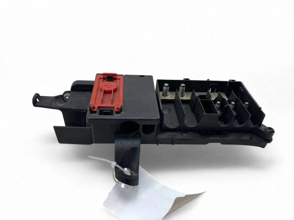 Current control relay – Audi RS Q8 (2019-)