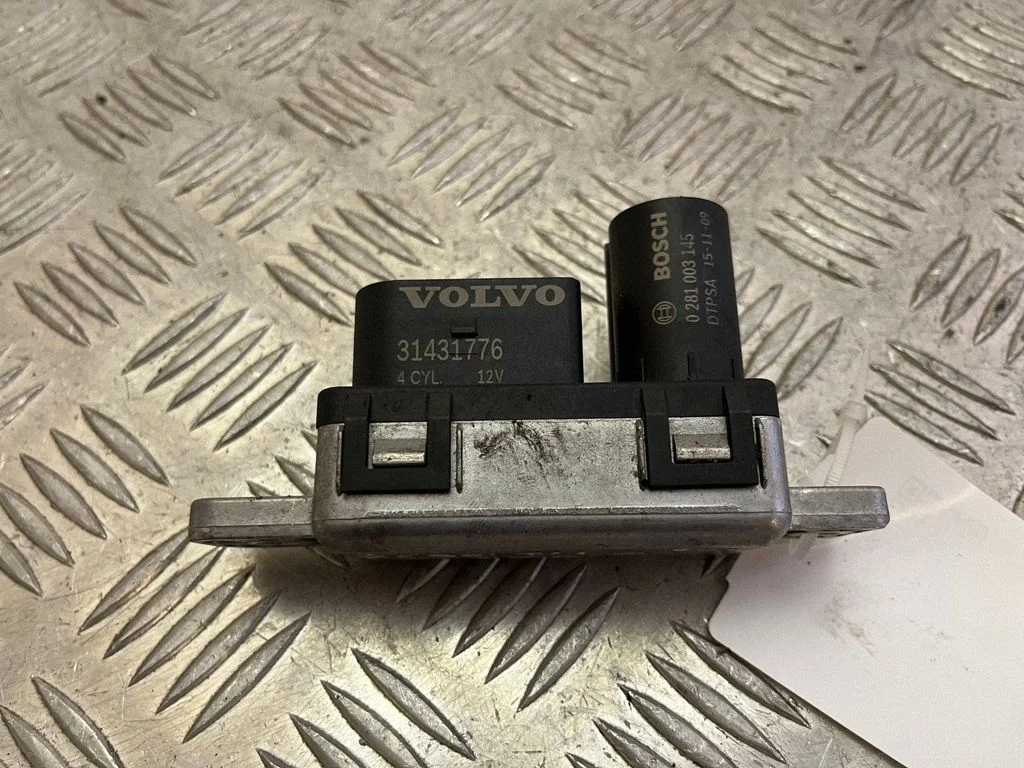 Kvēlsveču priekšuzsildes relejs 31431776